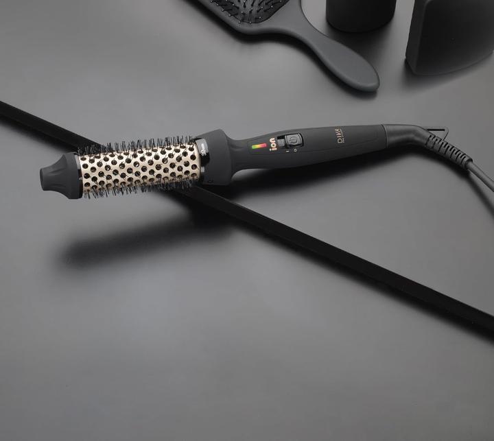 Actual product image Diva Ceramic Hot Brush with Ionic Conditioning 30mm PRO314