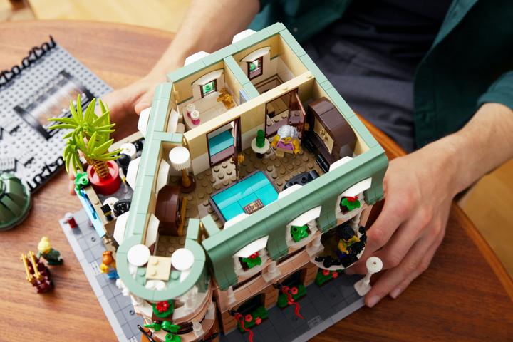Image du produit LEGO Hôtel-boutique (10297, LEGO difficiles à trouver)