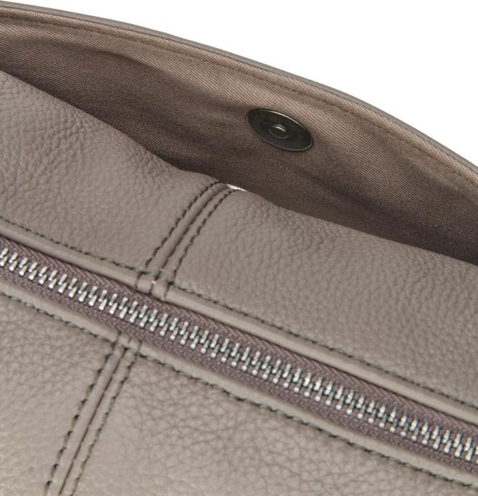 Actual product image FredsBruder Feeling Good shoulder bag leather 26 cm