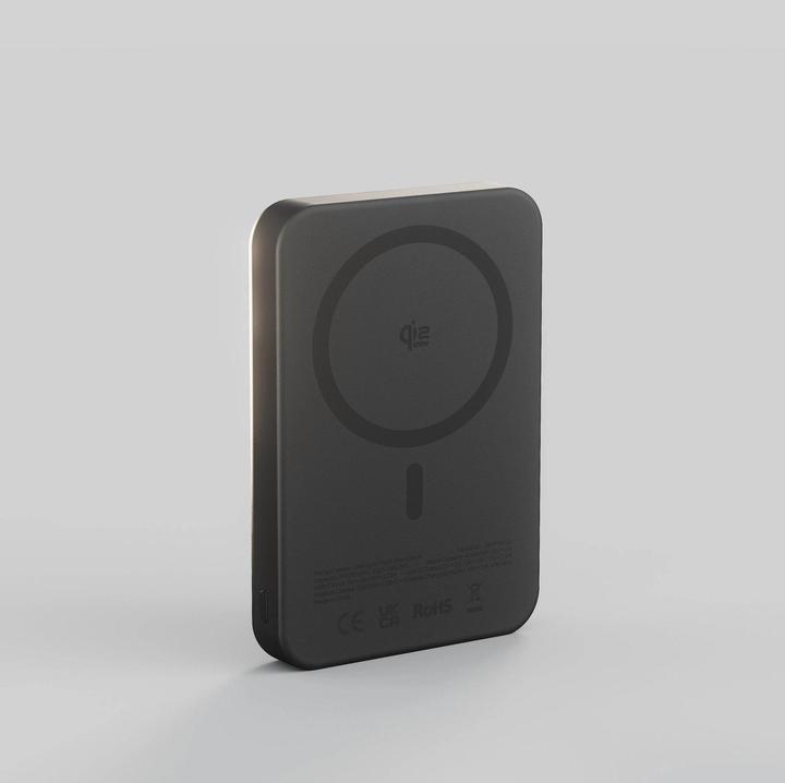 Zens Qi2.2 mit bis zu 25W Pro 2 Semi Solid State Qi2.2 Powerbank 10000mAh black (10000 mAh, 25 W, 38.50 Wh)