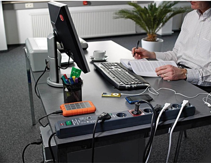 Produktbild Brennenstuhl Secure-Tec (8 x, CEE 7/7, 3 m)