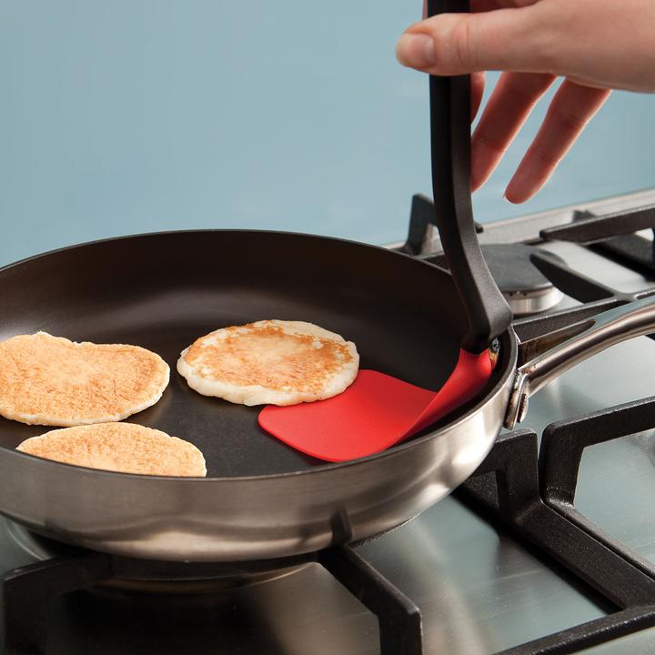 Actual product image DreamFarm Chopula spatula