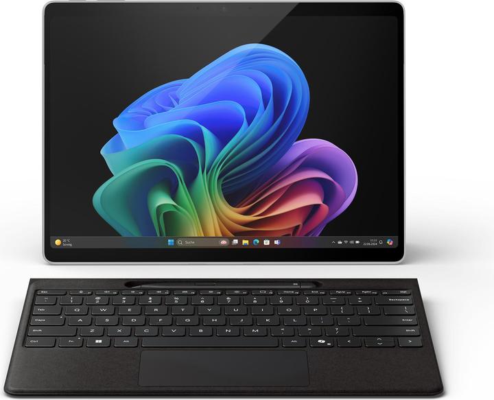 Produktbild Microsoft Surface Pro – Copilot+ PC (mit Netzteil) – 11. Edition (13", Snapdragon X Plus X1P-64-100, 16 GB, 512 GB, Ohne Tastaturlayout)