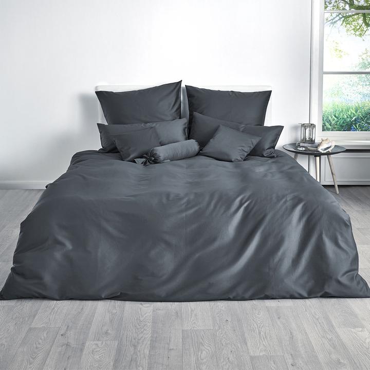 Actual product image Traumschlaf Uni (Bedding set, 160x210 cm + 65x100 cm)