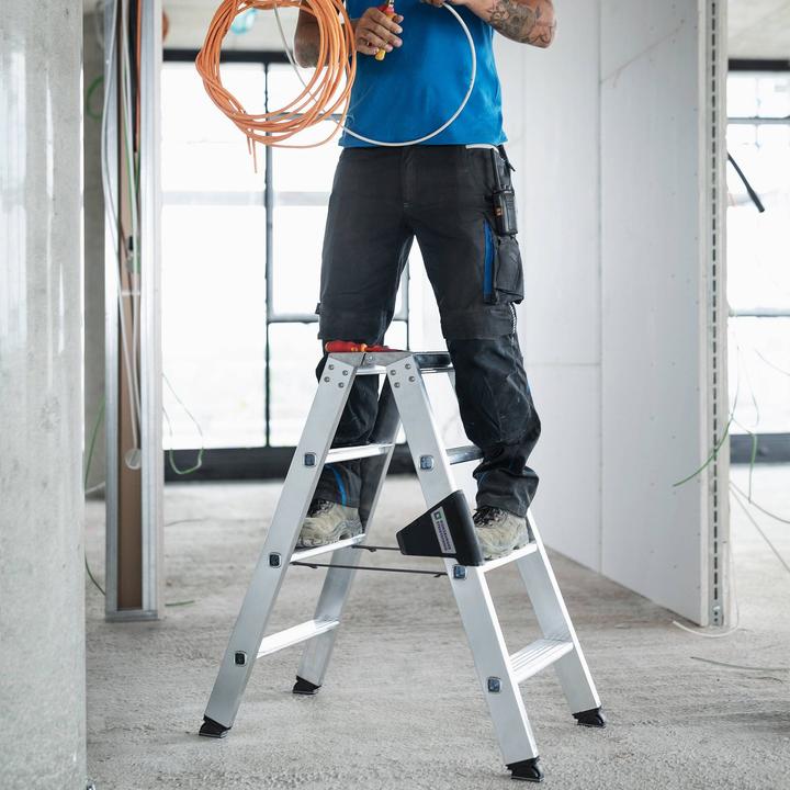 Productafbeelding Munk Trapladder met treden, dubbelzijdig (Trapladder, 8 cm)