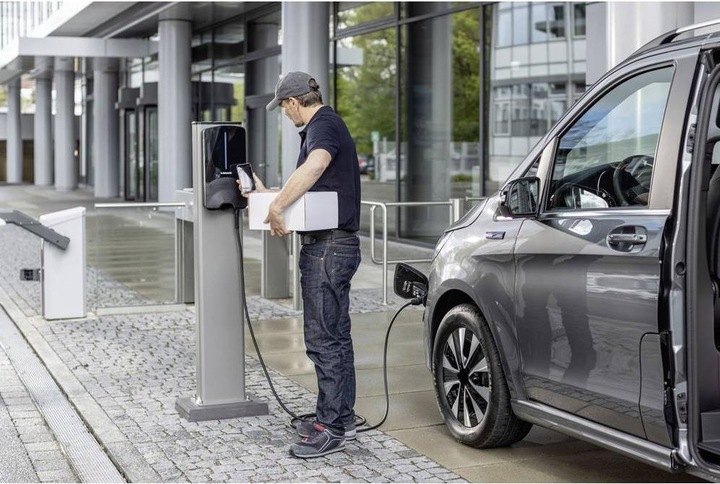 Actual product image Webasto SOD AC NEXT 22kW TYP-2 4.5M Wallbox Type 2 32A No. of connections 1 22kW App (Type 2, 22 kW, 32 A)