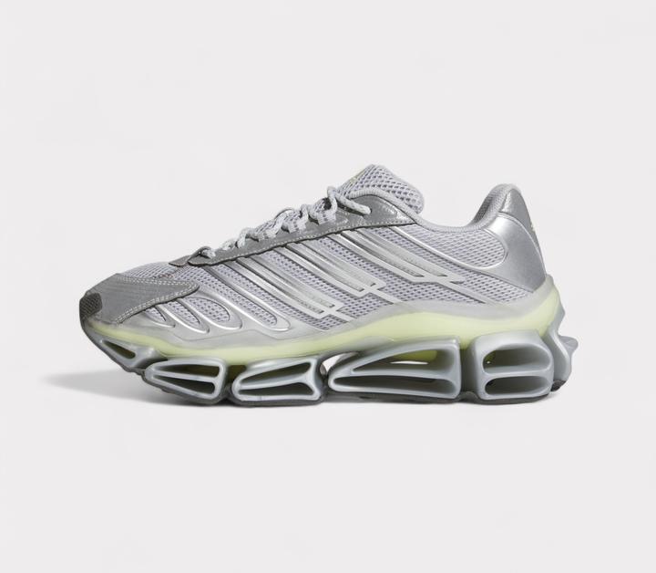 Core Black, Silver Metallic