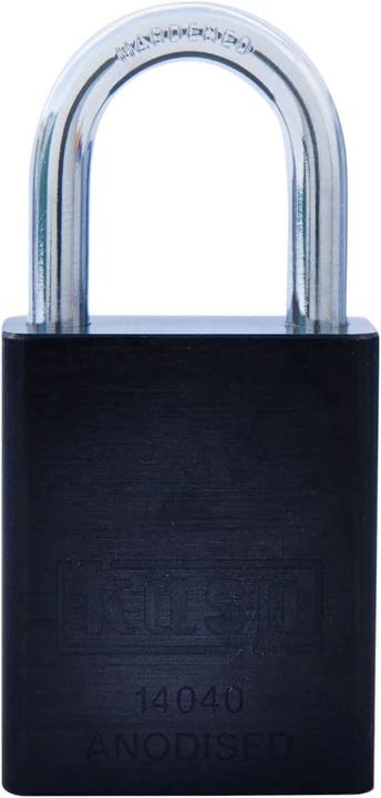 Schwarz