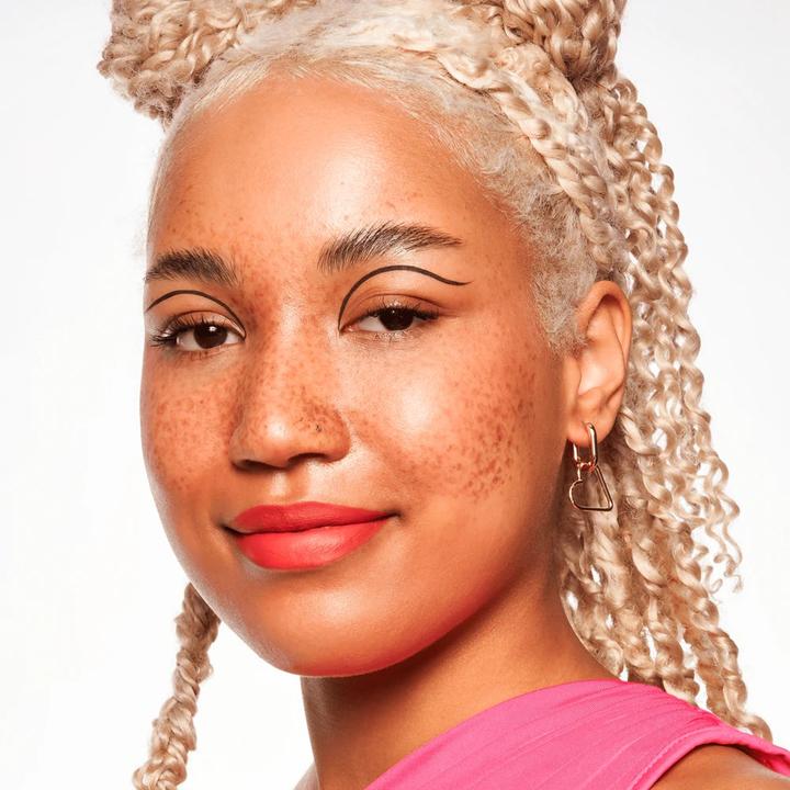 Actual product image essence BLUSH crush! (40 Strawberry Flush)