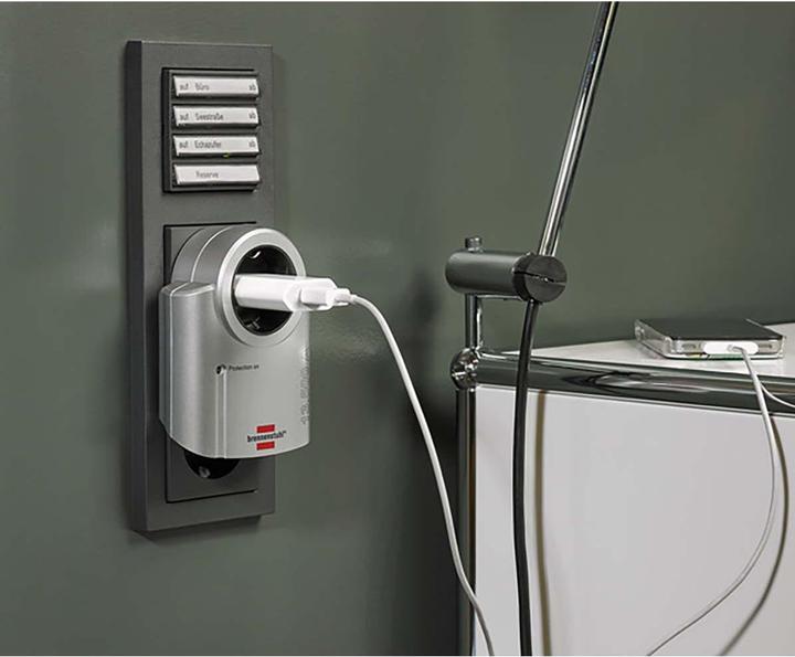 Image du produit Brennenstuhl Bloc multiprise avec protection contre les surtensions Primera-Line 1x - français (3680 W)