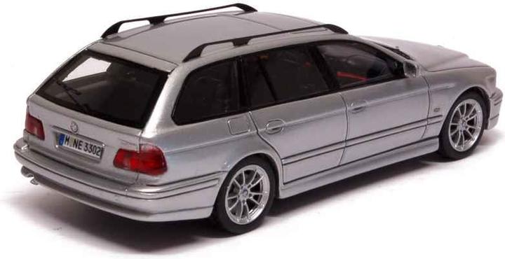 Actual product image Neo BMW 530d Touring (E39)