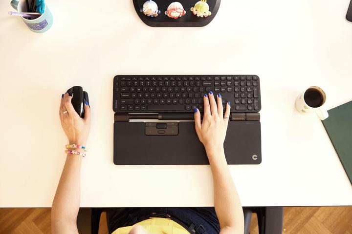 Actual product image Contour RollerMouse Pro WL Extended WR vegan leather retail (Cable, Wireless)