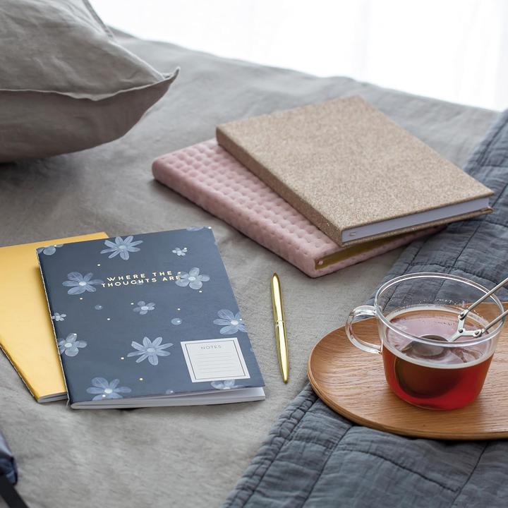 Actual product image Miquelrius Notebook lined glitter (Lined, No binding)