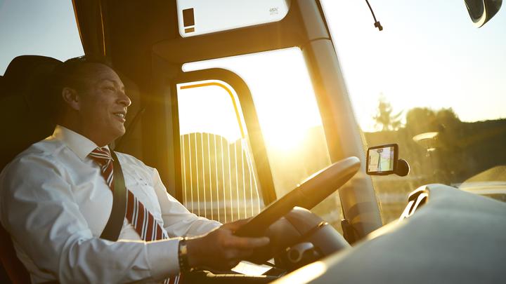 Produktbild TomTom GO Professional 6200