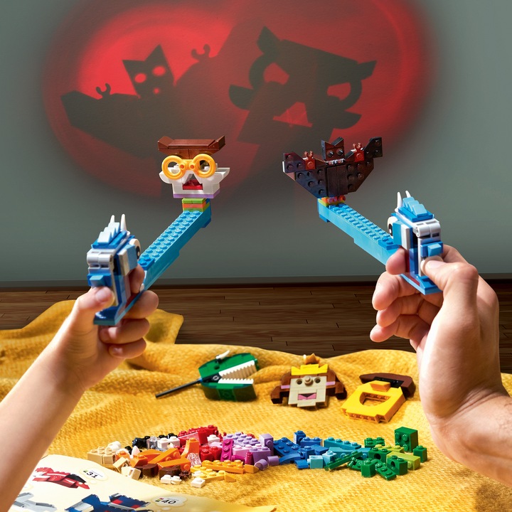 Actual product image LEGO Building blocks shadow theatre (11009, LEGO Classic)