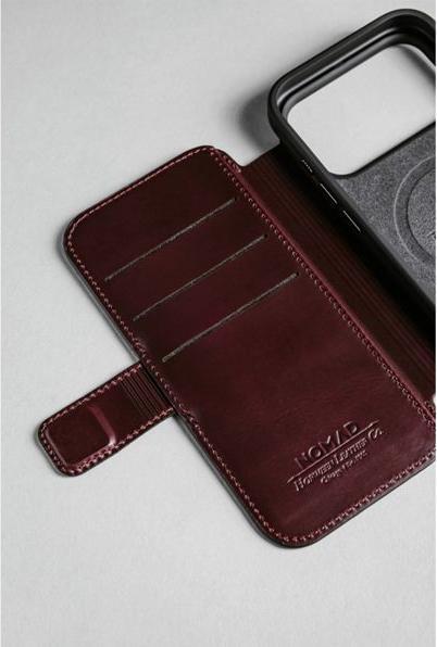 Actual product image Nomad Modern Leather Folio - Lederhülle für iPhone Max, Horween-Leder (Apple iPhone 17 Pro Max)