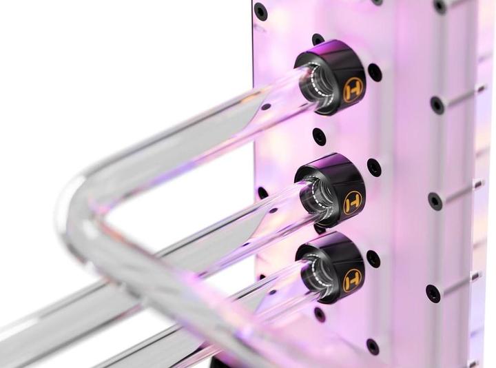 Actual product image Hyte Push Connects