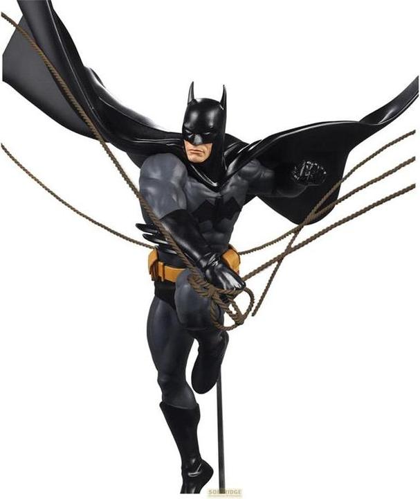 Produktbild McFarlane DC Direct Resin Statue DC Designer Series Batman (by Dan Mora) 40 cm