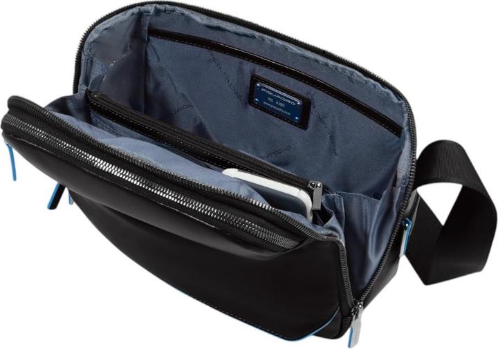 Actual product image Piquadro Blue Square - PRO Umhängetasche