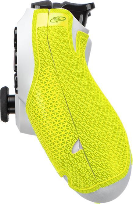 Actual product image Lizard Skins Playstation 4 - Neon (cut, 0.5mm) (PS4)