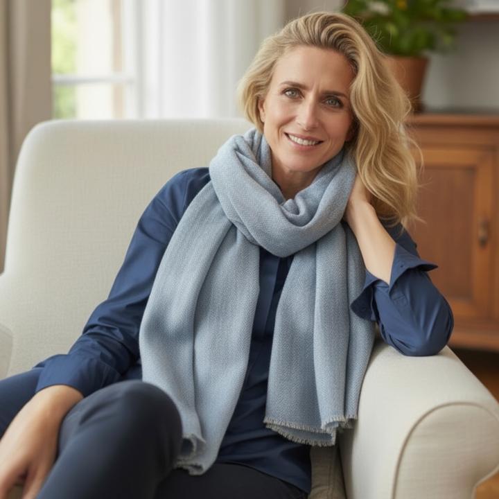 Immagine prodotto Lucky & Love Sciarpa in cashmere merino "Celeste" di