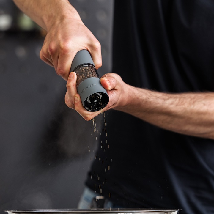 Actual product image Lars Nysøm Salt & pepper mill set Sjael (Salt, Pepper, Sea salt, Nutmeg, Various spices, Chili, Herbs)