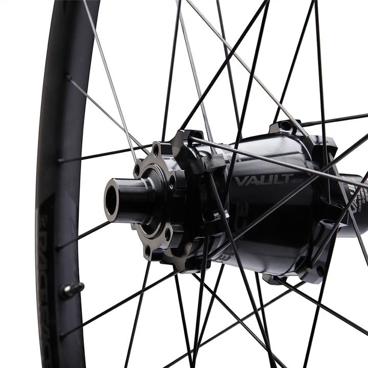 Actual product image Race Face Turbine-R 35 MTB CLN Front Wheel 15X110-B (Front wheel, 29")