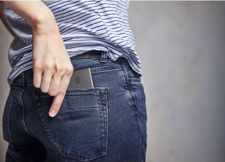 Actual product image Cellularline Cellular Line Power Bank 5000mAh MagSafe Grey (5000 mAh, 20 W, 18.50 Wh)