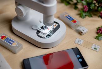 Actual product image BeaverLab Darwin M1B MINT Intelligent Microscope