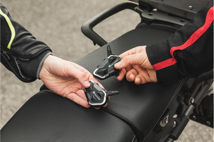 Produktbild Midland R1 Mesh Bluetooth-Headset für Motorräder (2er Set)