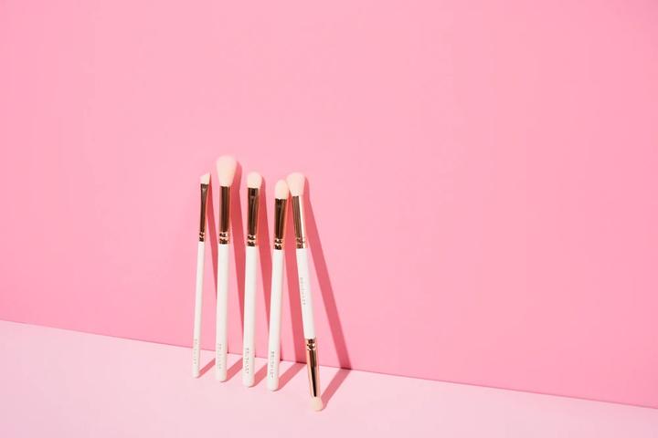 Actual product image BrushArt Basic Blending Brush