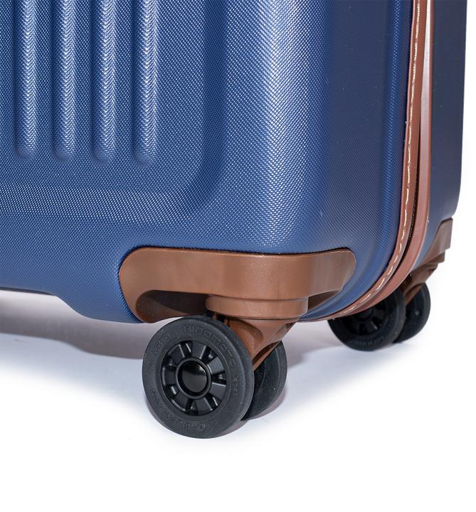Actual product image Stratic Merian - Suitcase M (67 l)