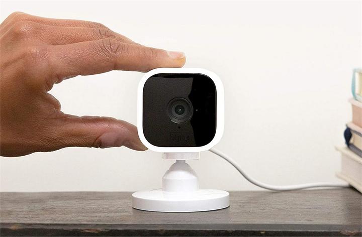 Actual product image Amazon Blink Mini 2-Camera System (1920 x 1080 Pixels)