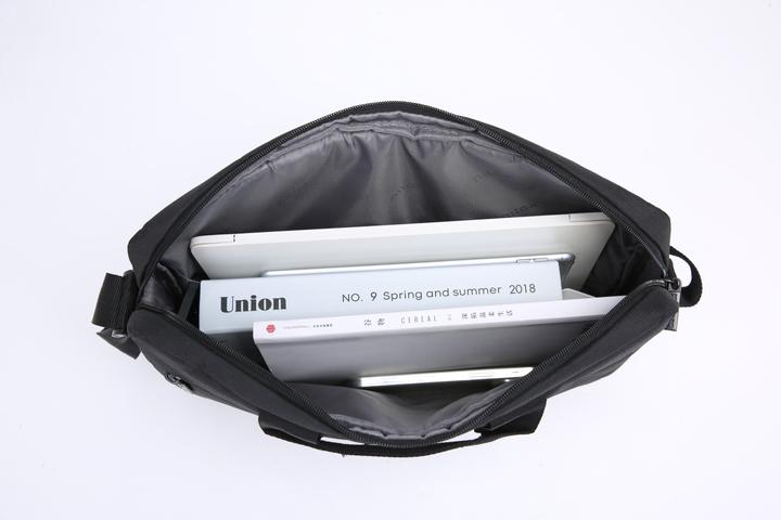 Produktbild Nilox BASIC BRIEFCASE WITH POCKET FOR LAPTOP UP TO 15.6" NXB002