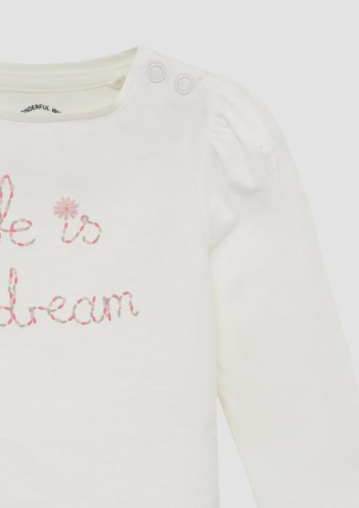 Produktbild S.Oliver T-Shirt Ausgestelltes Langarmshirt mit Glitzerprint und Puffärmeln (86)