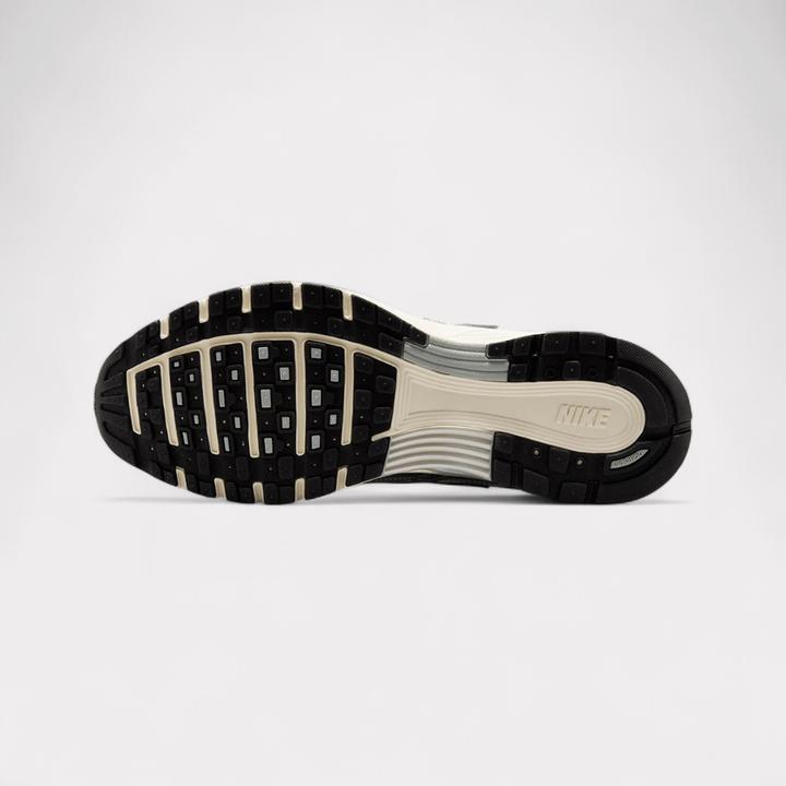 Produktbild Nike P (42)