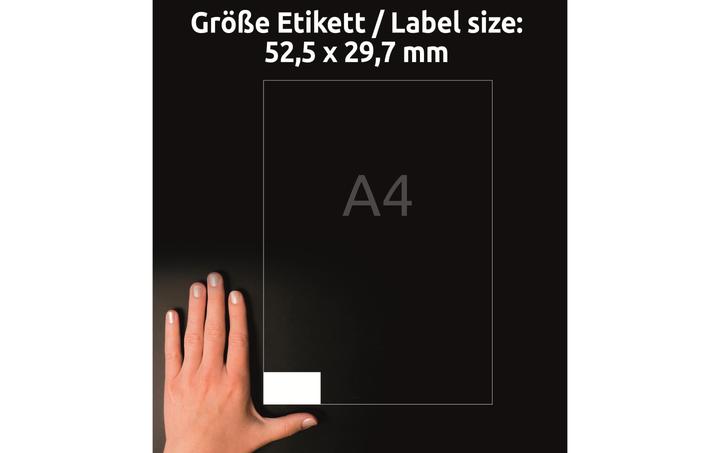 Actual product image Avery Universal labels