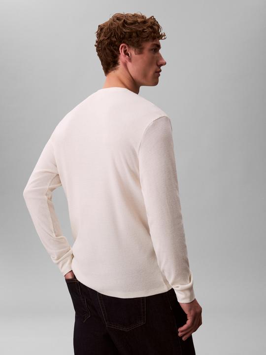 Actual product image Calvin Klein Jeans Ls Waffle Badge Crewnk Tee (XL)