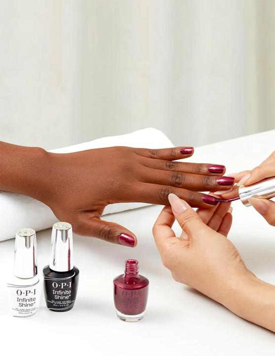 Immagine prodotto OPI Infinite Shine - I'm Not Really a Waitress (Rosso scuro, Smalto per unghie effetto gel)