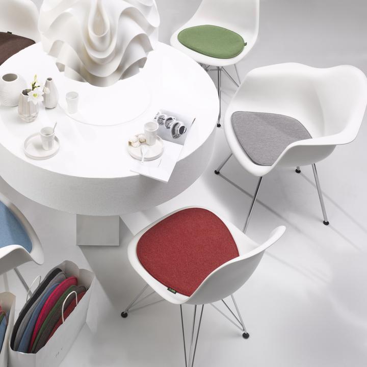 Actual product image Violan Eames 2 (37 x 41 cm)