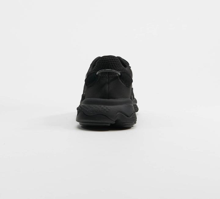 Produktbild adidas Ozweego (45 1/3)