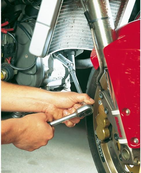 Productafbeelding HAZET Zündkerzen-Schlüssel 4766-1 ∙ Vierkant10 mm (3/8 Zoll) ∙ Aussen Sechskant Profil ∙ 16 mm ∙ 5⁄8…