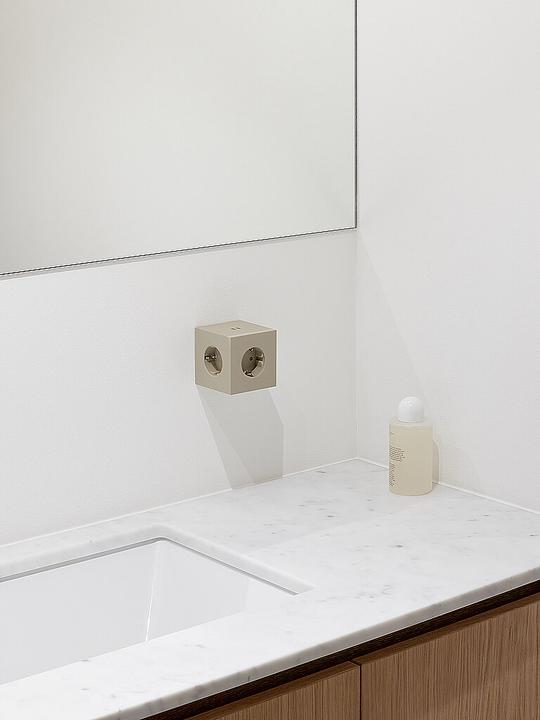 Produktbild Avolt Square 2 USBc 30W - Beige (30 W)