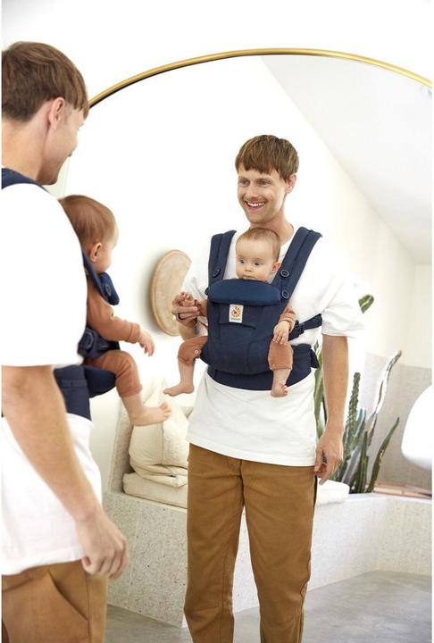 Actual product image Ergobaby Omni Dream with All Weather Protection