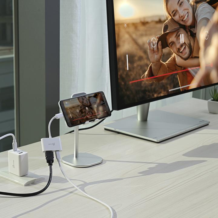 Produktbild j5Create JCA152-N, 0,82 m, USB Typ-C, HDMI + USB Type-C, Männlich, Weiblich, Gerade (HDMI, USB Typ-C, 8.20 cm)