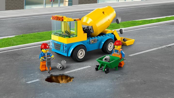 Actual product image LEGO Concrete mixer (60325, LEGO City)