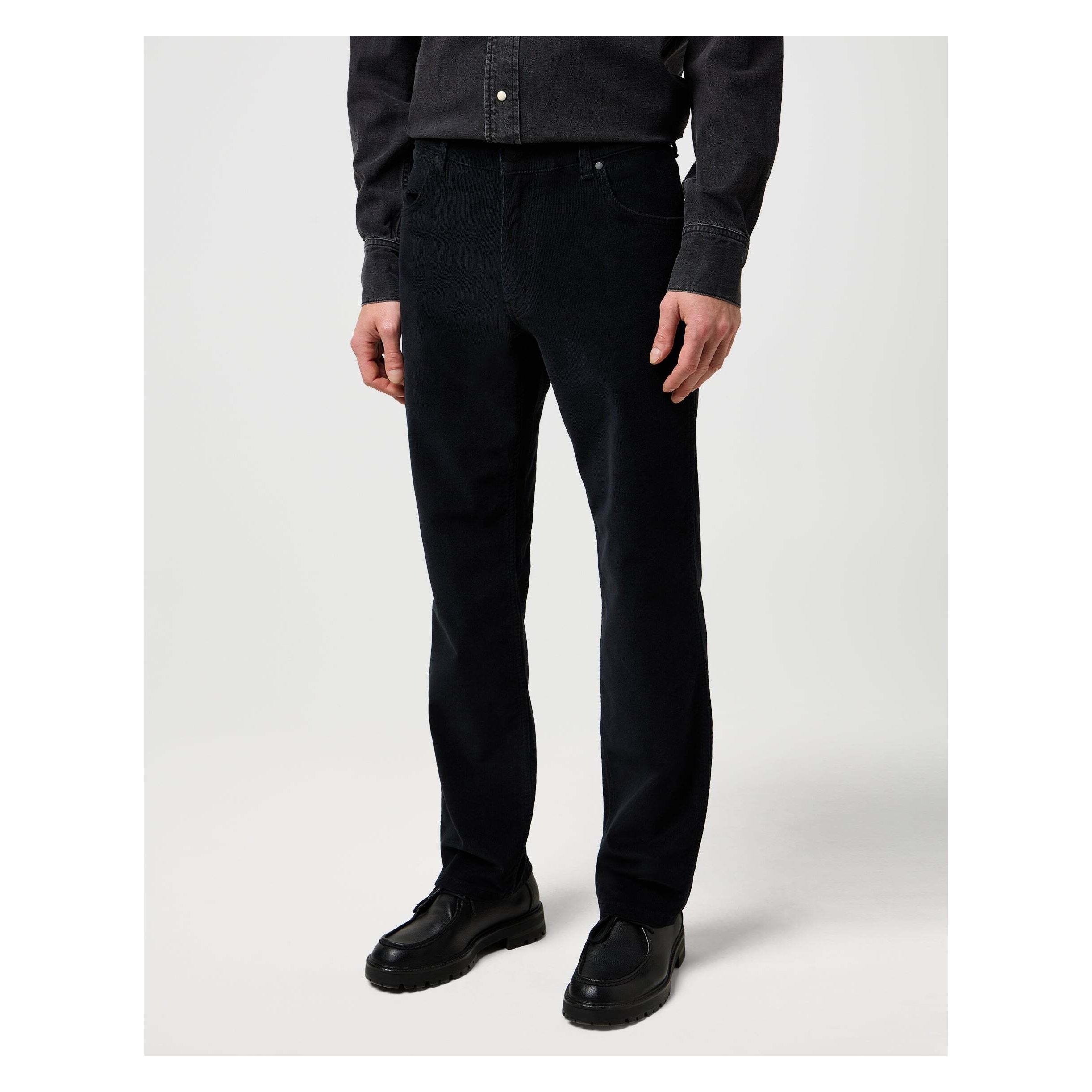 Wrangler, Herren, Hosen, Cordhose Greensboro, Schwarz, (32, 33)