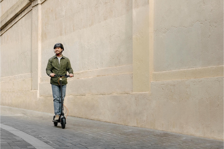 Immagine prodotto Segway-Ninebot F2 Plus D (20 km/h, 55 km, 400 W)