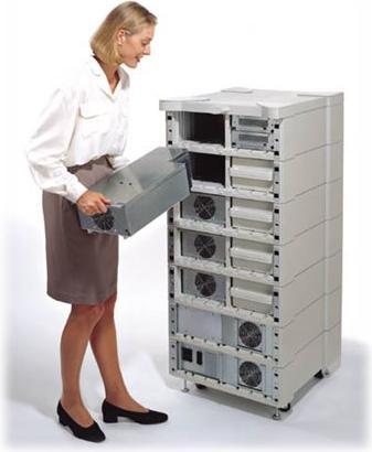 Image du produit APC Module de puissance Symmetra LX 4kVA 220/230/240V (4000 VA, 2800 W, Double convertisseur en ligne Onduleur)