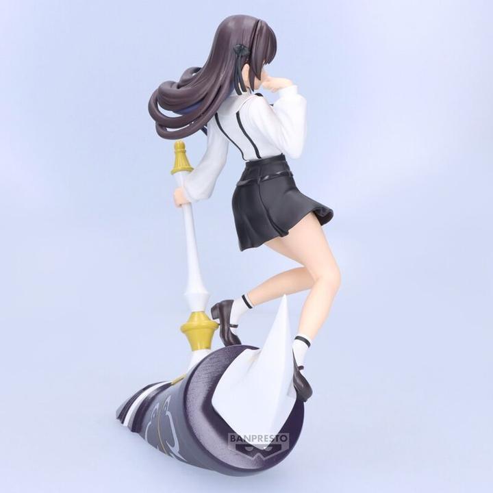 Actual product image Banpresto I May Be a Guild Receptionist, but I'll Solo Any Boss to Clock Out on Time - Alina Clover